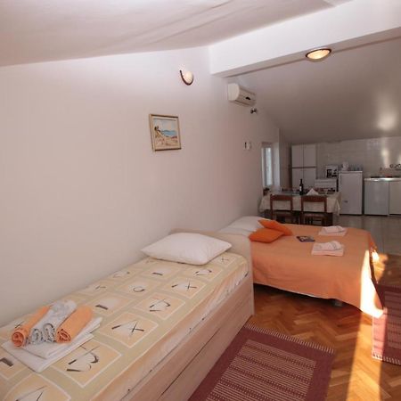 Apartmani Damir Livajic Omiš Εξωτερικό φωτογραφία