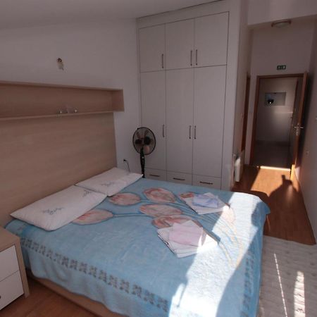 Apartmani Damir Livajic Omiš Εξωτερικό φωτογραφία