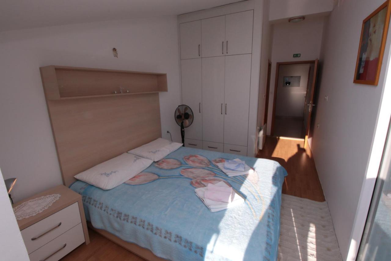 Apartmani Damir Livajic Omiš Εξωτερικό φωτογραφία