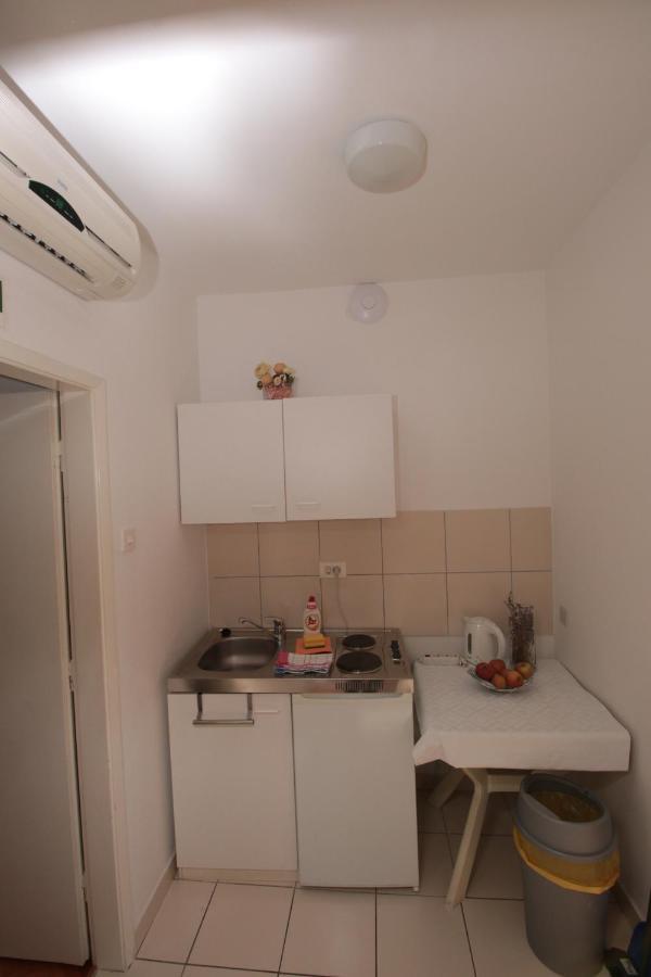 Apartmani Damir Livajic Omiš Εξωτερικό φωτογραφία