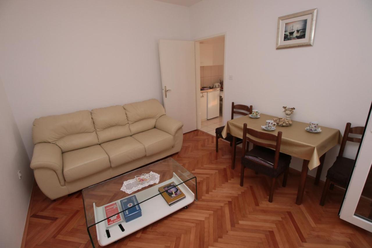 Apartmani Damir Livajic Omiš Εξωτερικό φωτογραφία
